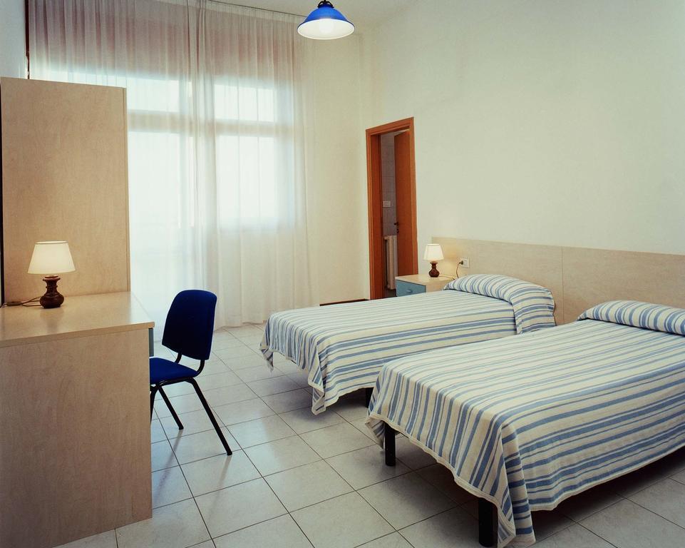 Casa Per Ferie Maria Assunta Hotel Lido di Jesolo Bilik gambar