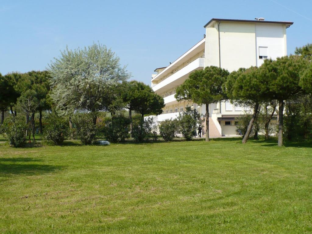 Casa Per Ferie Maria Assunta Hotel Lido di Jesolo Luaran gambar
