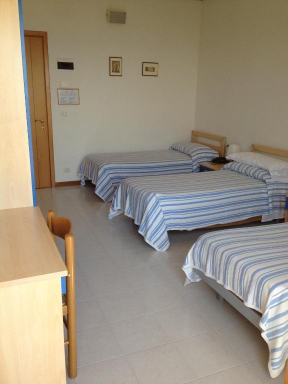 Casa Per Ferie Maria Assunta Hotel Lido di Jesolo Bilik gambar