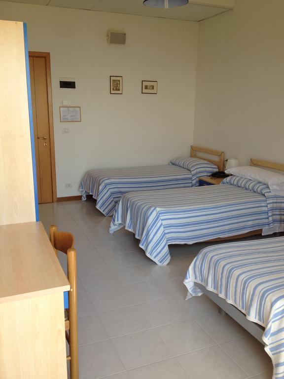 Casa Per Ferie Maria Assunta Hotel Lido di Jesolo Luaran gambar